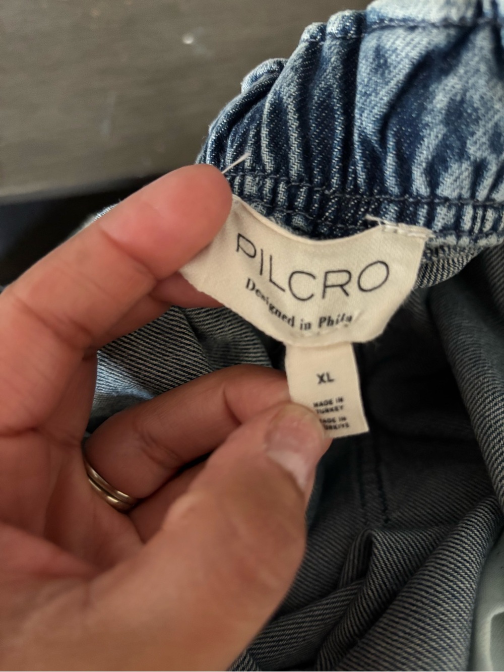 Pilcro Light Blue Wide-Leg Drawstring Jeans with Washed Finish - Picture 9 of 10